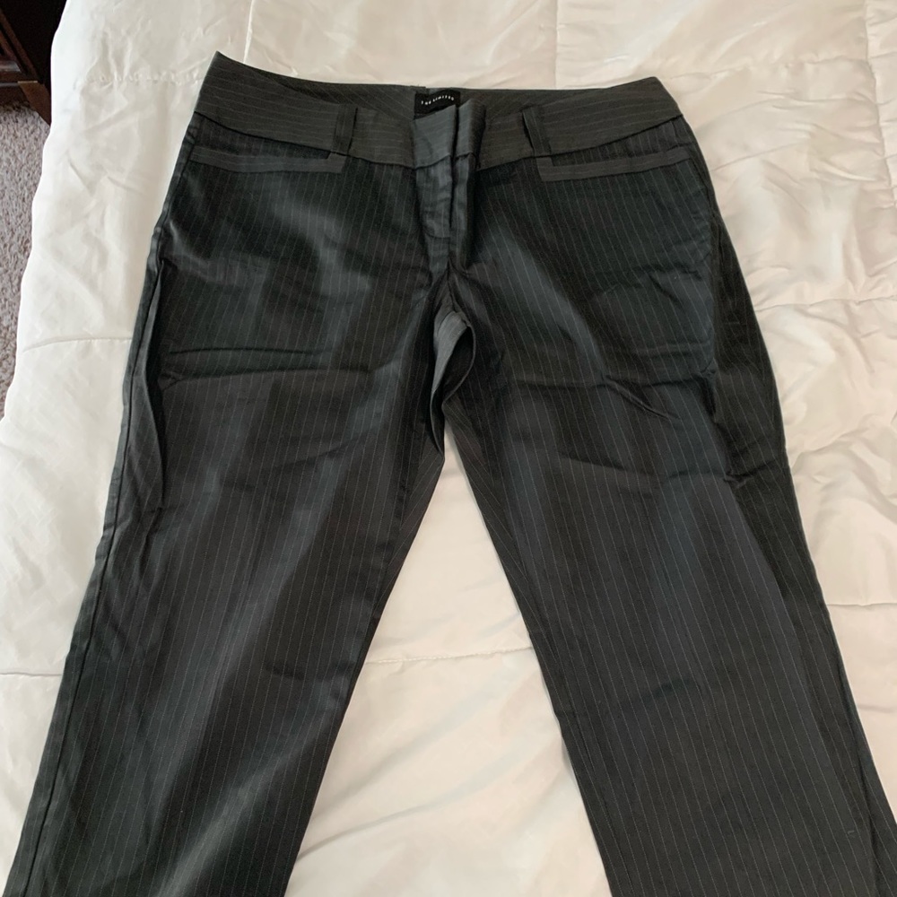 Grey Capri pants
